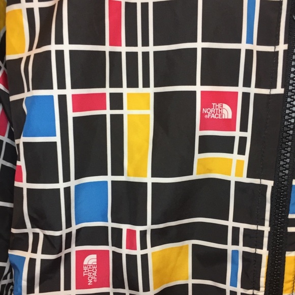 The North Face Mondrian Print Reversible Jacket XS black yellow red blue white - Picture 3 of 9